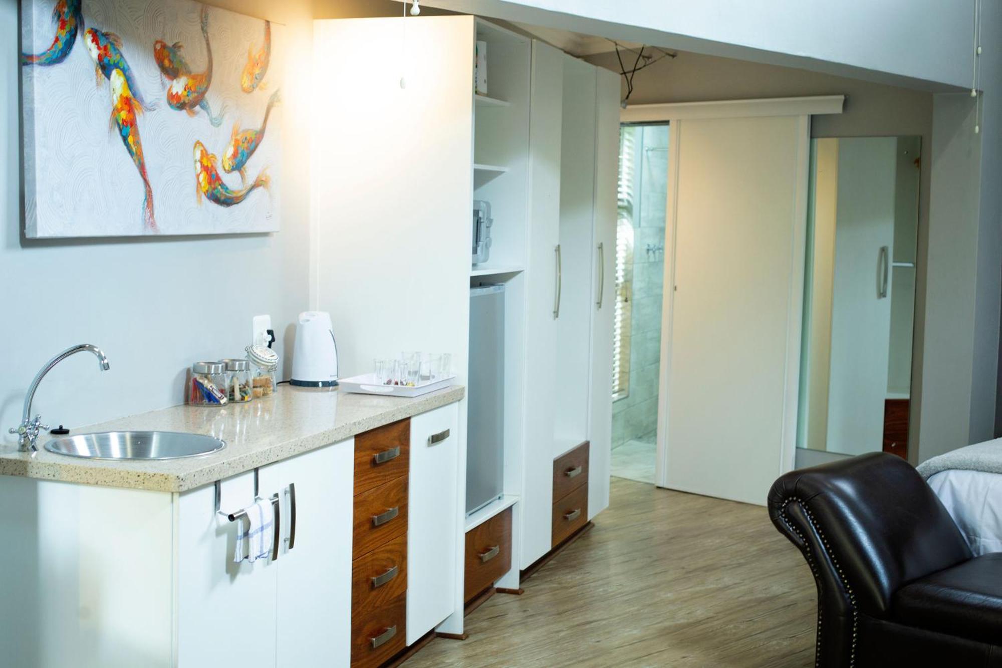 Crisp Guest Rooms Блумфонтейн Экстерьер фото